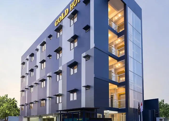 Gold Hotel Simpang Lima