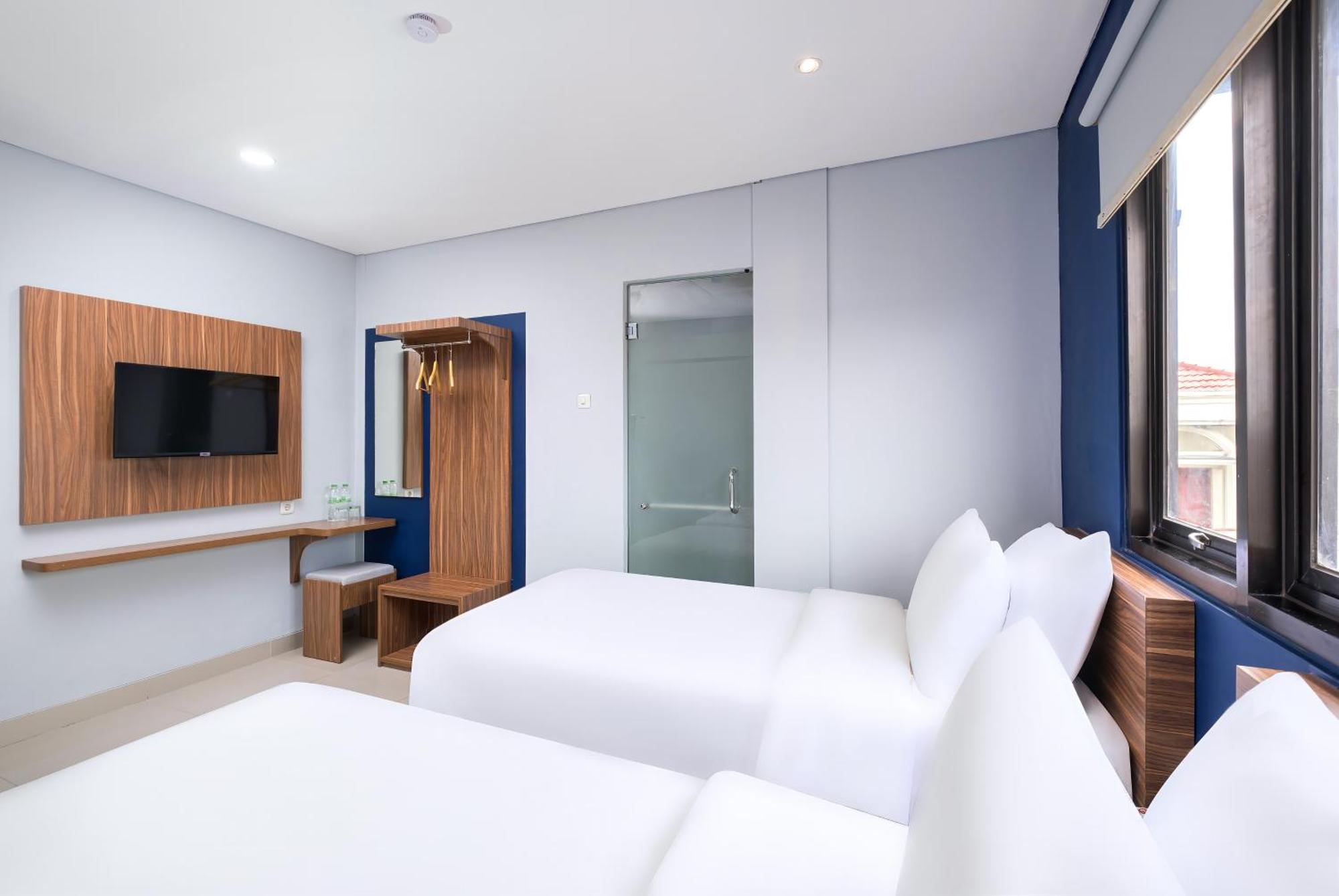 Hotel Gold Simpang Lima