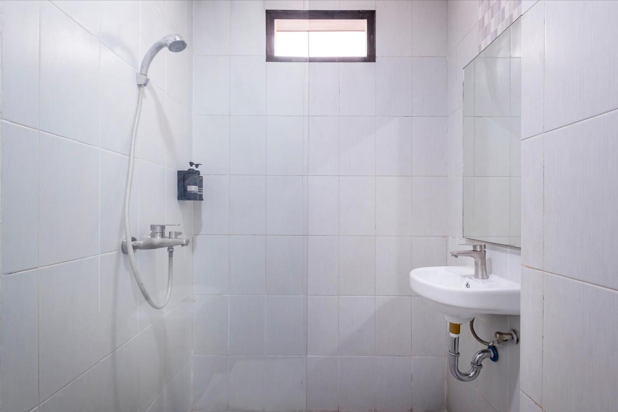 Hotel Gold Simpang Lima